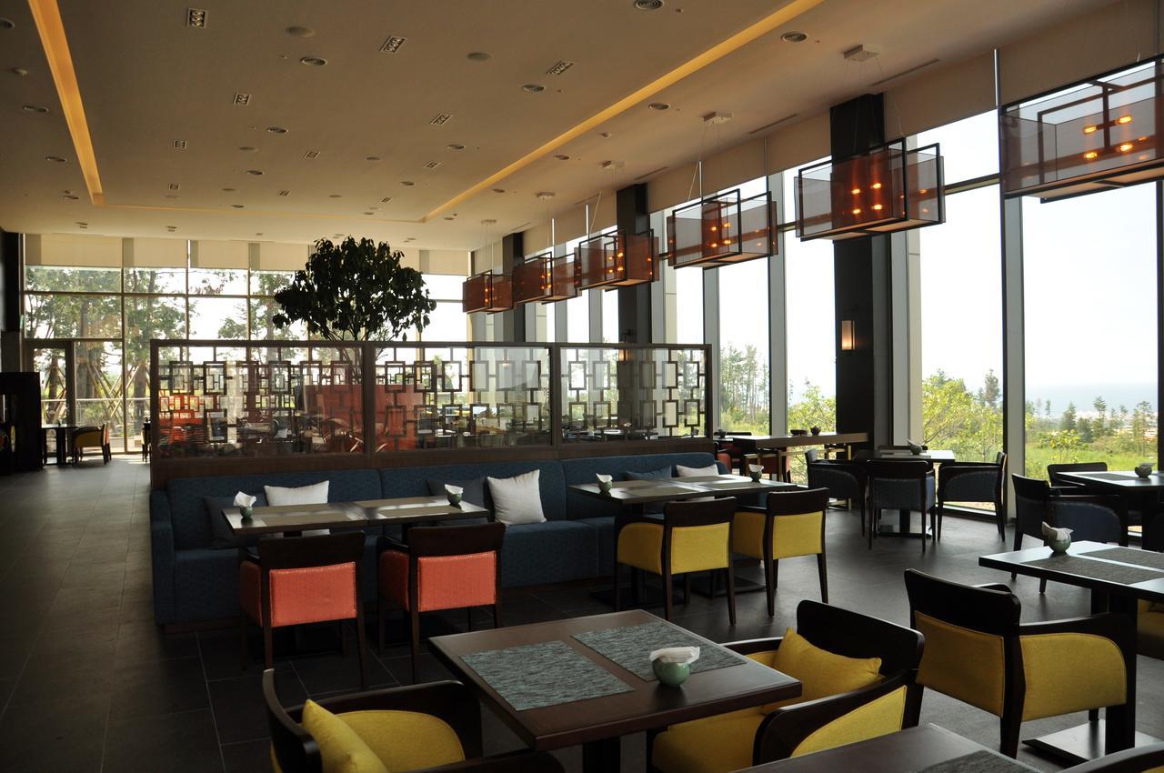 Camphortree Hotel And Resort Чеджу Екстериор снимка